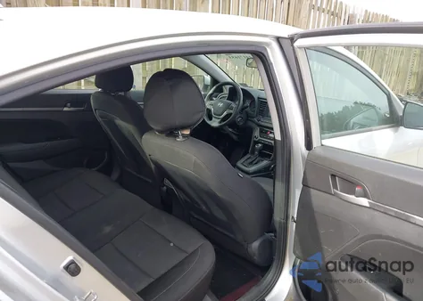 2018 Hyundai Elantra Sel z USA, uszkodzony, nr VIN 5NPD84LF6JH236710